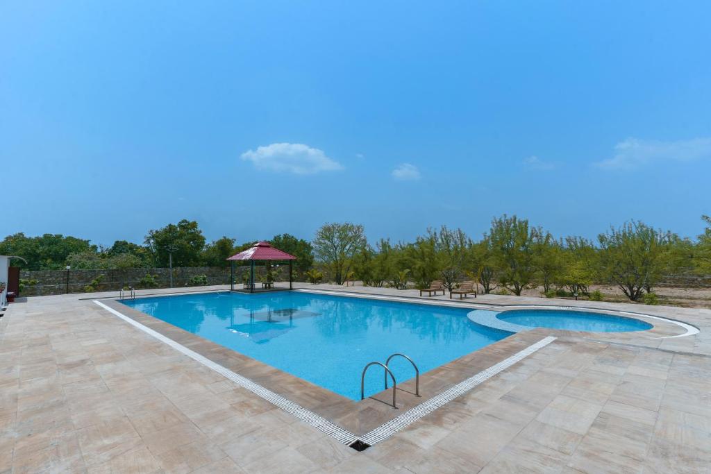 Bamboo Saa Mulberry Resort Pushkar Hotel with Swimming Pool