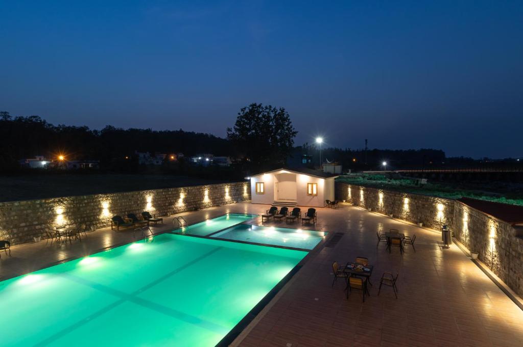 Glenville Forest Resort & Spa Hotel in Dehradun with Swimming Pool