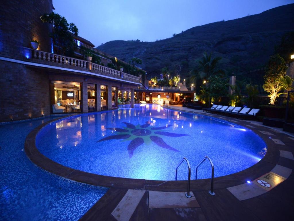 Della Resorts Lonavala Hotel with Outdoor swimming pool
