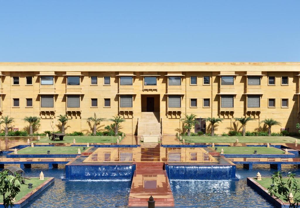 Jaisalmer Marriott Resort & Spa Swimming Pool