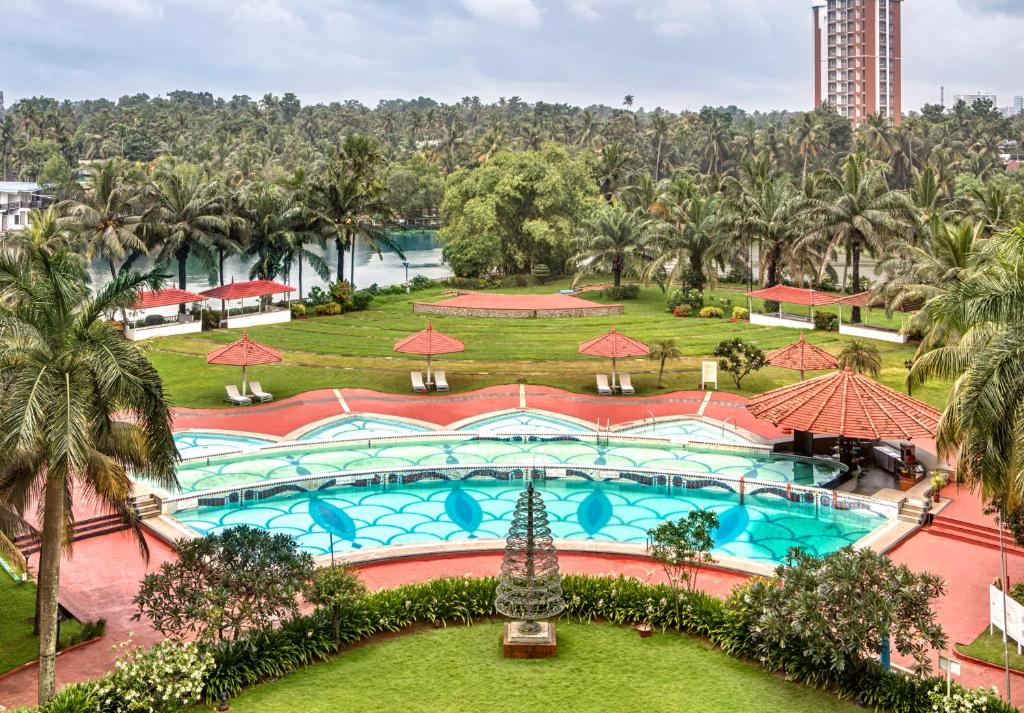 Le Meridien Kochi Hotel in Tirupati with Swimming Pool
