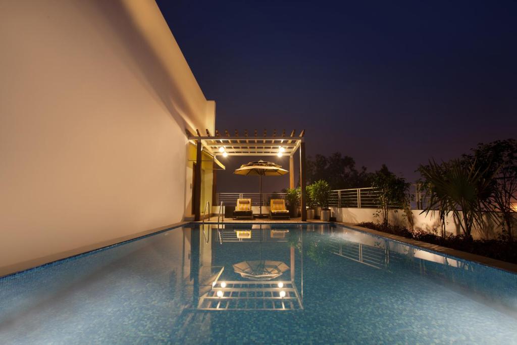 Lemon Tree Hotel Chandigarh with Swimming Pool