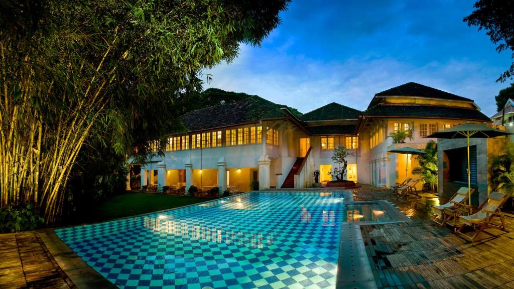 Neemrana's- Tower House Hotel Swimming Pool Fort Kochi
