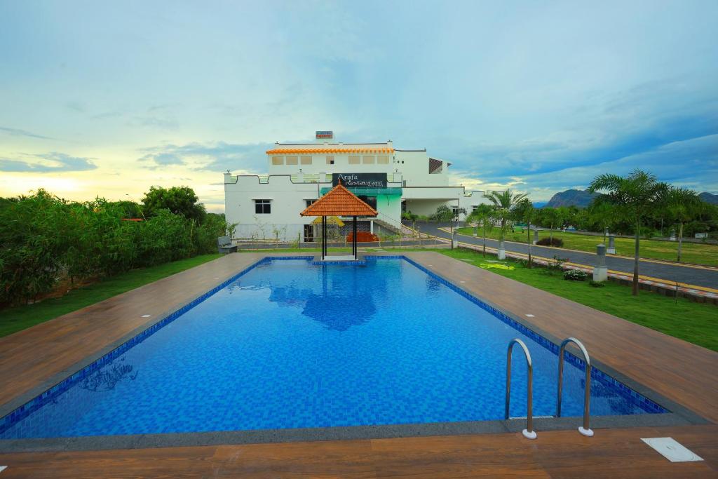 Rajeswari International Kanyakumari Hotel with Swimming Pool