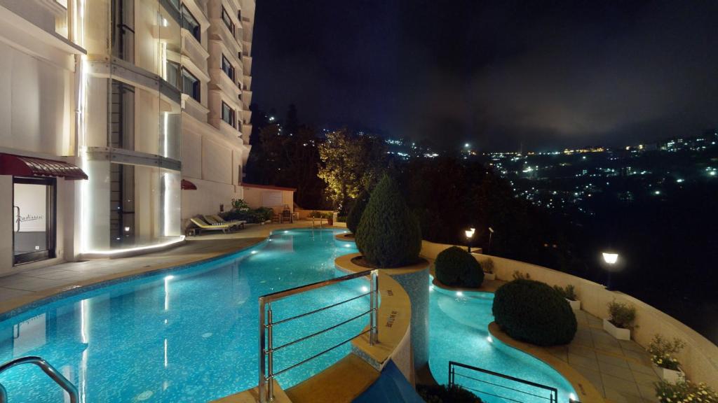 Shimla Swimming Pool Radisson Hotel